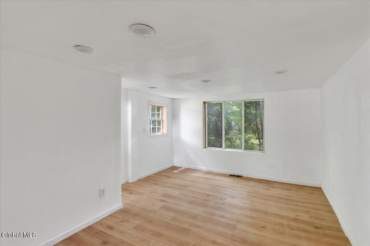 7 Clearwater Street Ravena NY 12143