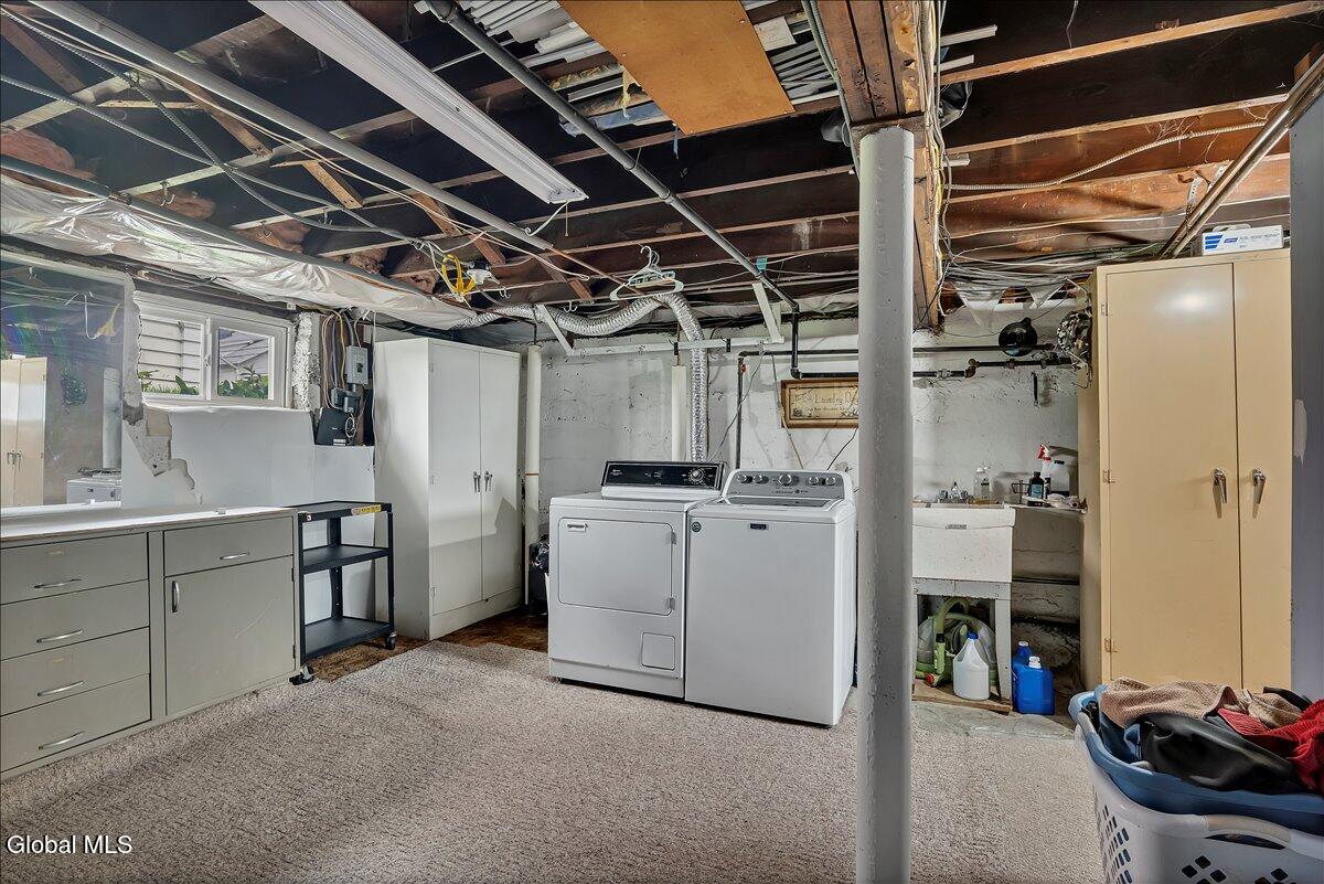 702 1st Street Colonie NY 12189