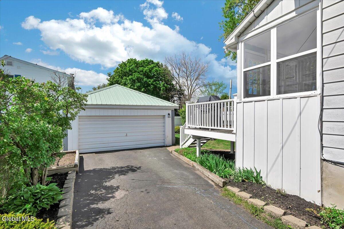 702 1st Street Colonie NY 12189