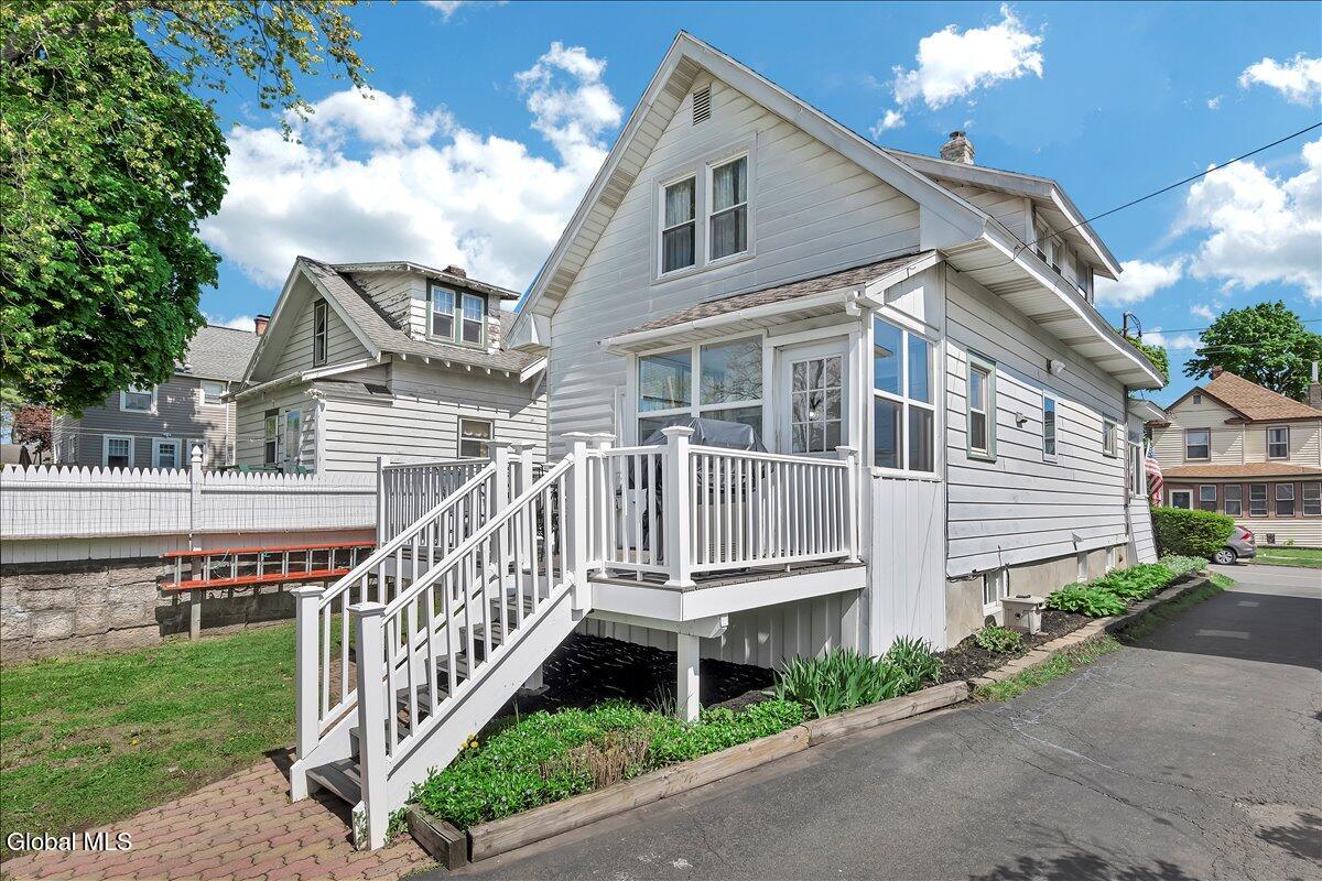 702 1st Street Colonie NY 12189