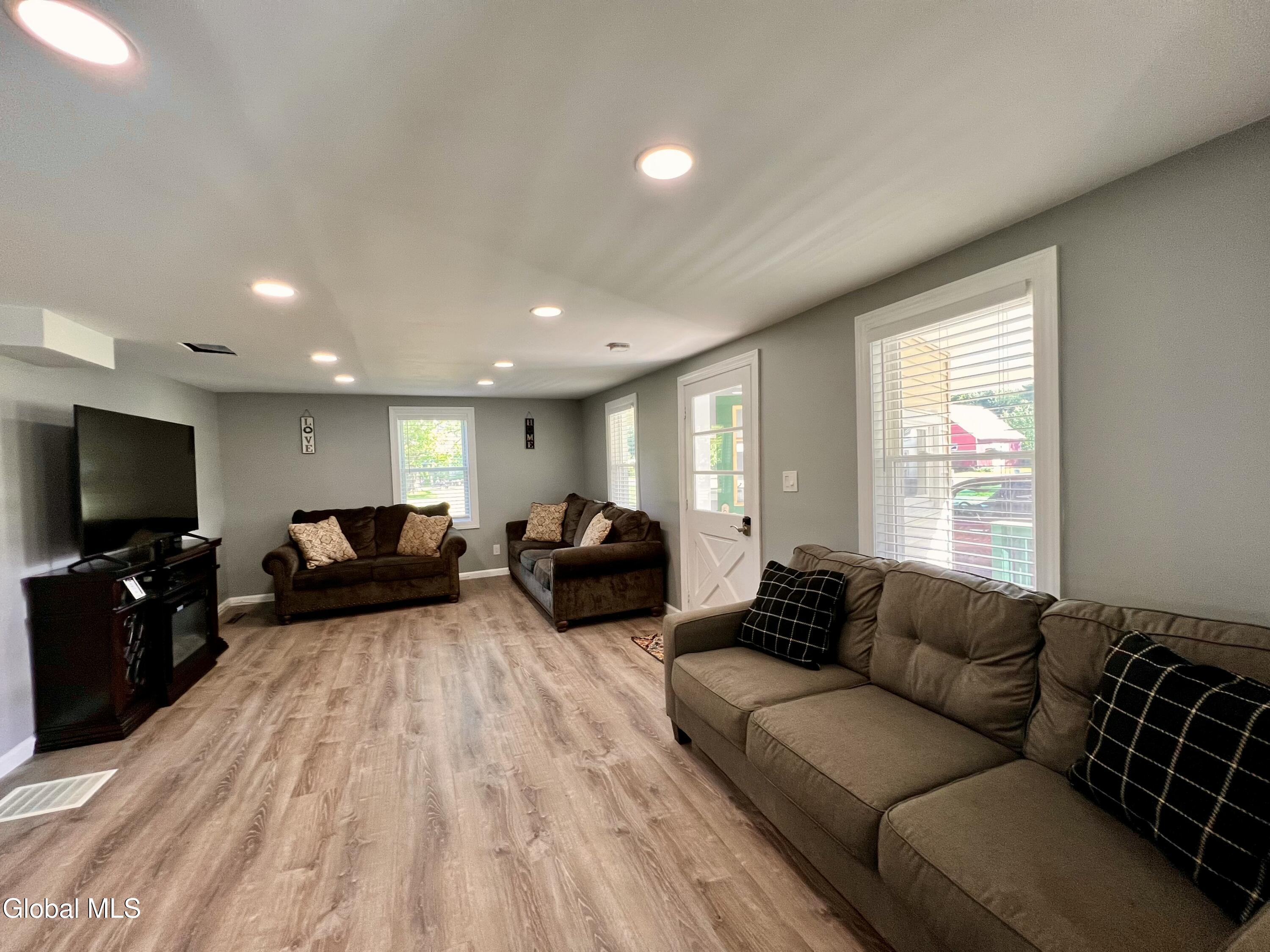 119 Houseman Street Mayfield NY 12117