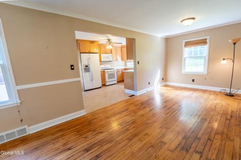 192 Steele Ave Extension Gloversville NY 12078