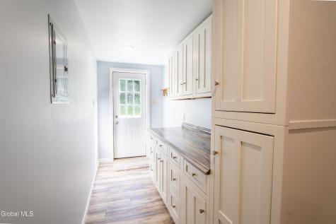 192 Steele Ave Extension Gloversville NY 12078