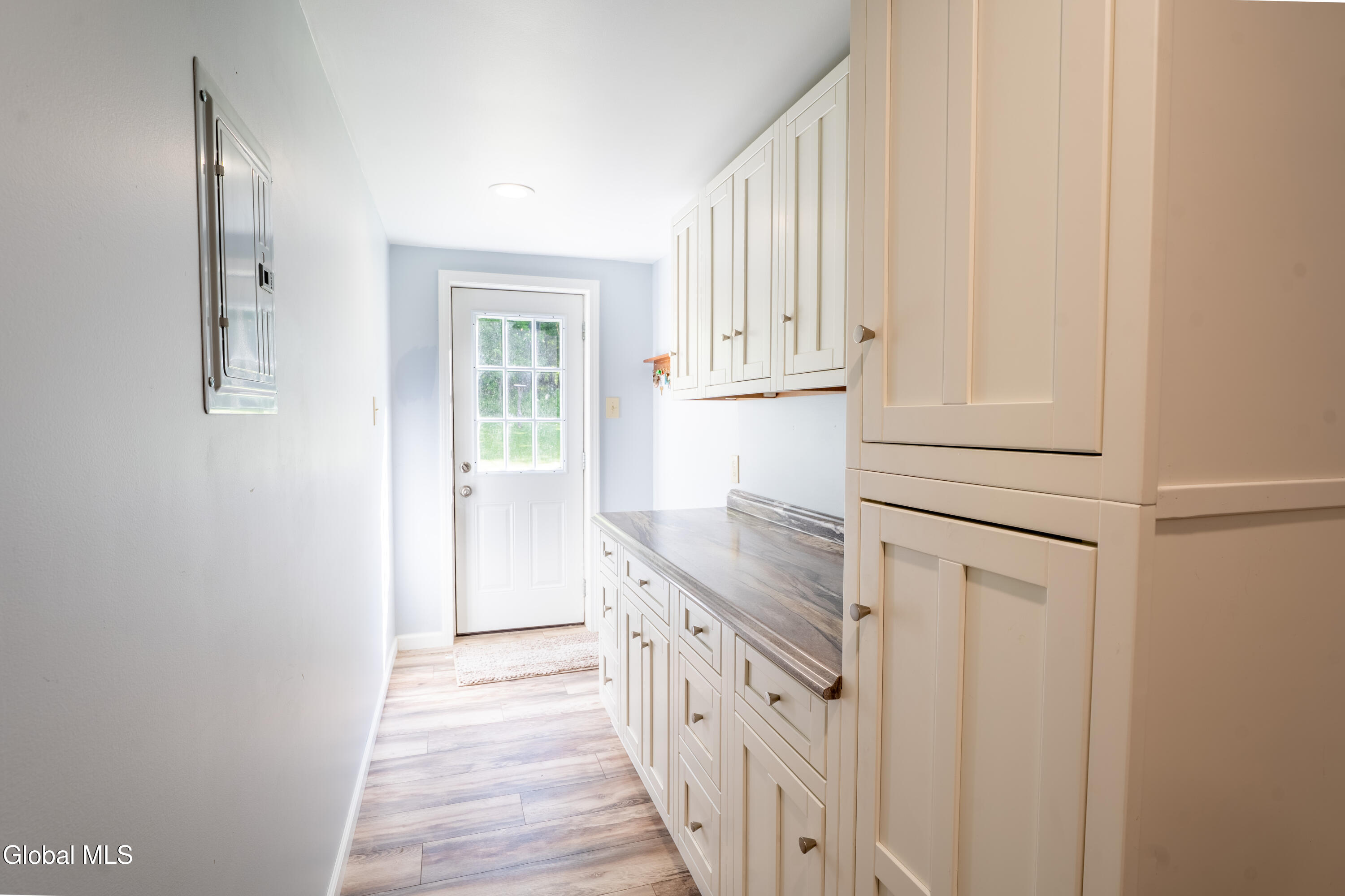 192 Steele Ave Extension Gloversville NY 12078