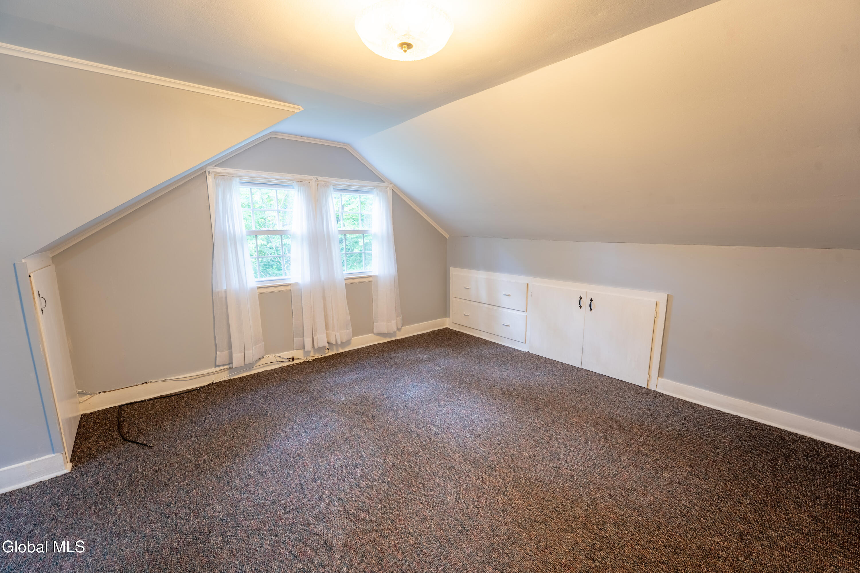 192 Steele Ave Extension Gloversville NY 12078