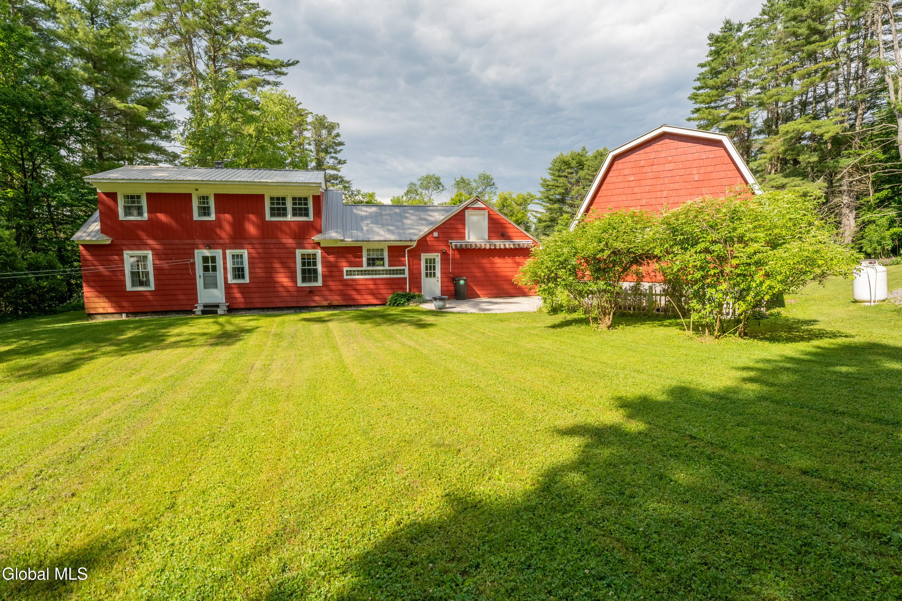 192 Steele Ave Extension Gloversville NY 12078