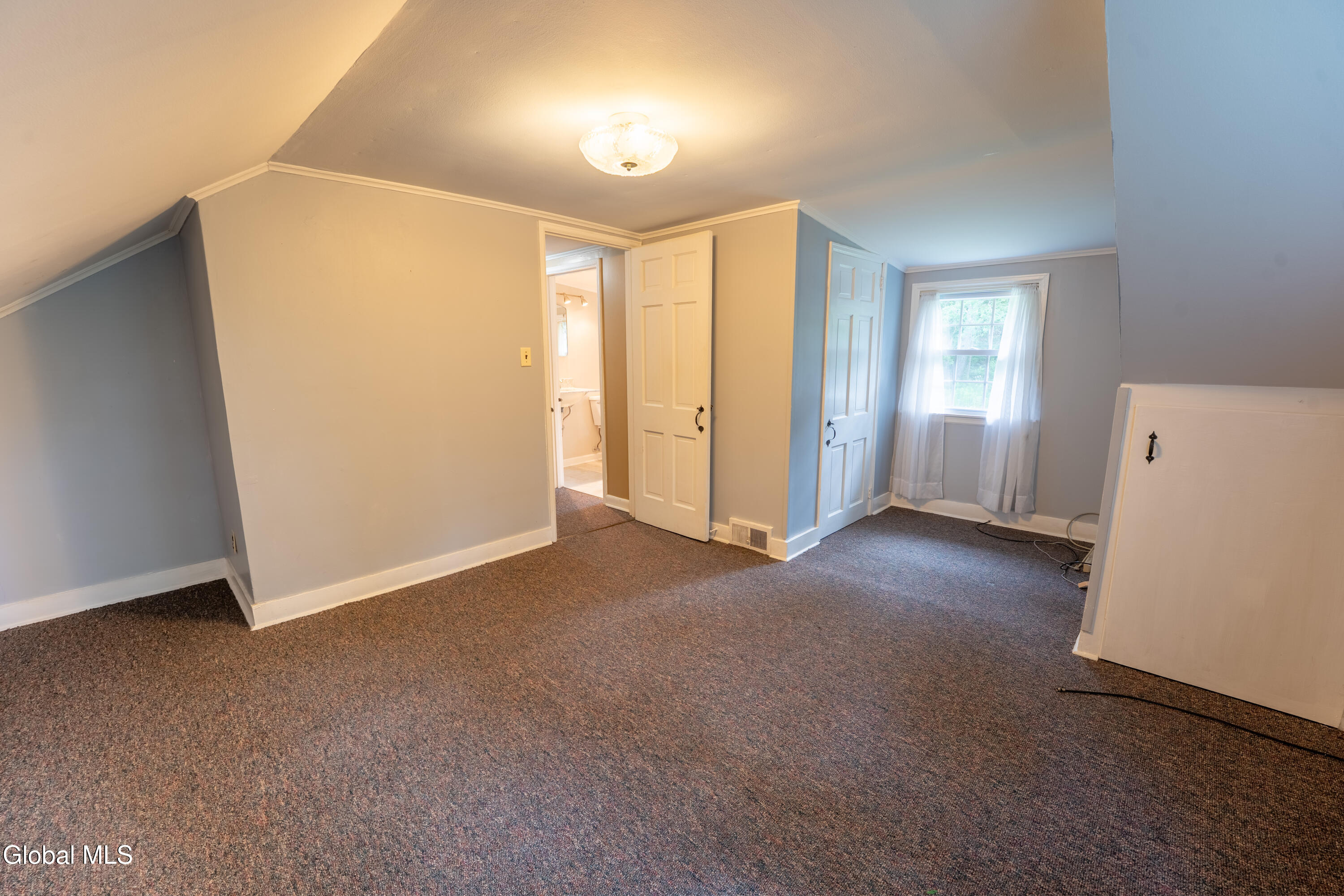 192 Steele Ave Extension Gloversville NY 12078