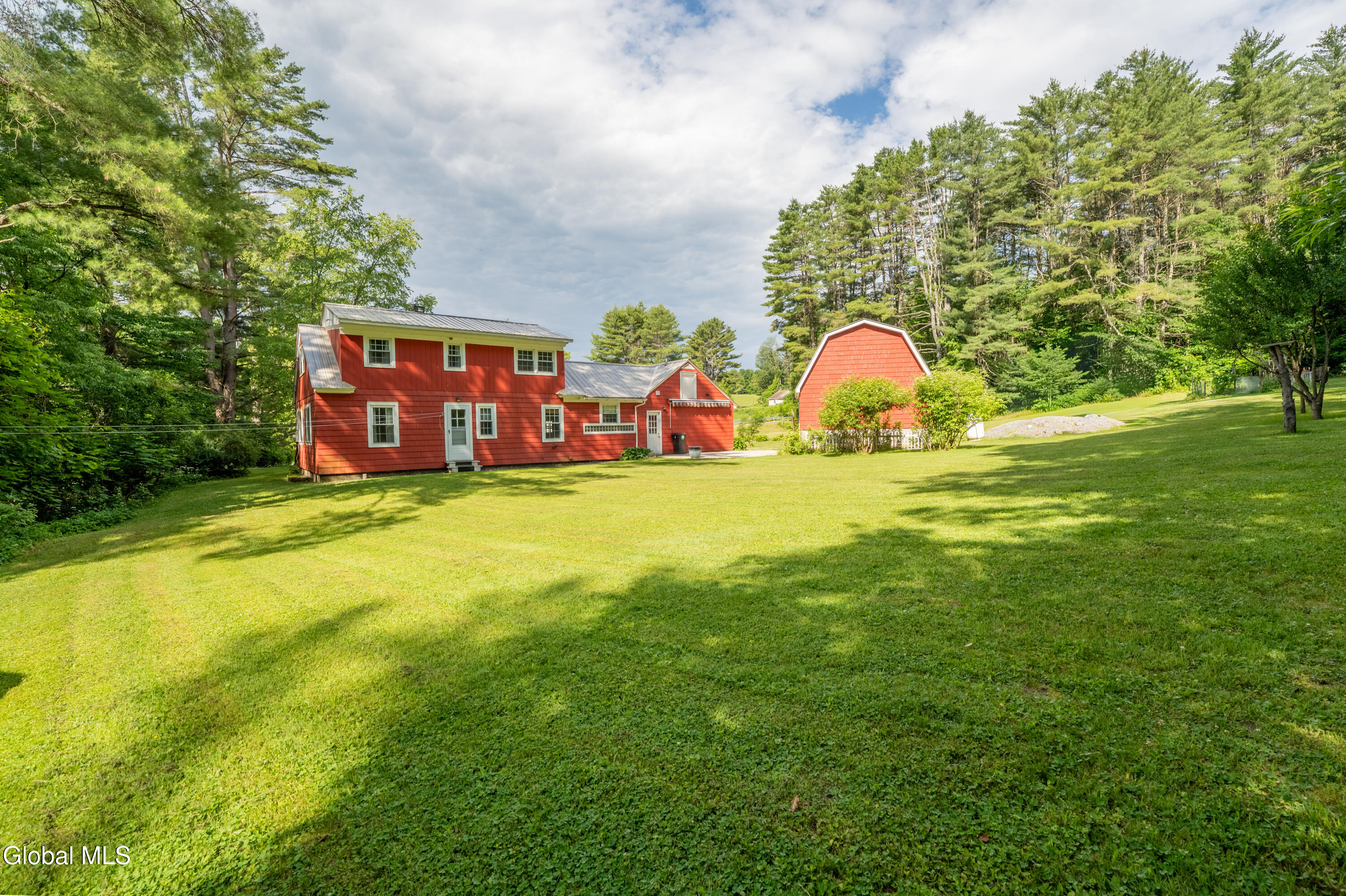 192 Steele Ave Extension Gloversville NY 12078