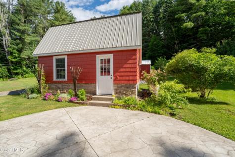 192 Steele Ave Extension Gloversville NY 12078