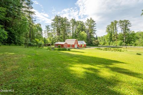 192 Steele Ave Extension Gloversville NY 12078