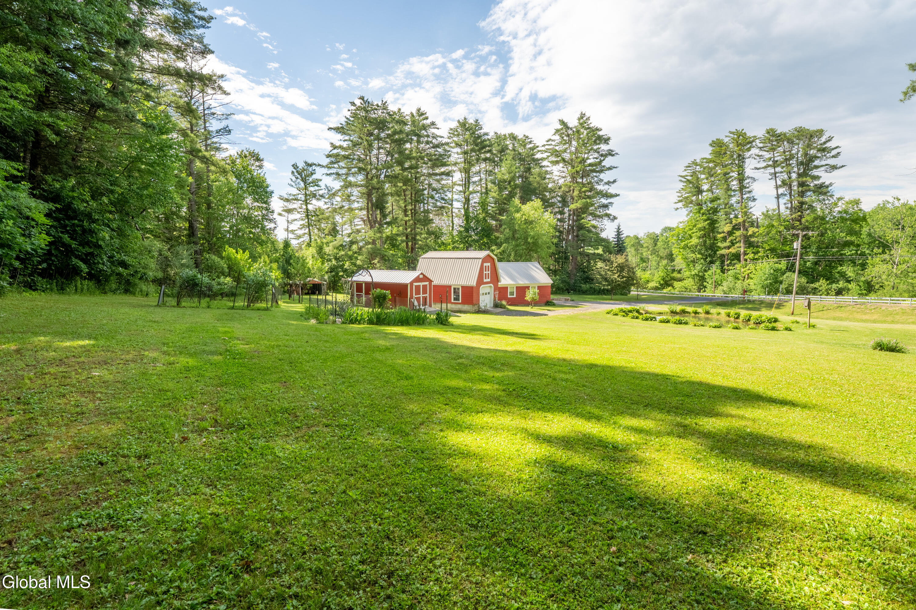 192 Steele Ave Extension Gloversville NY 12078