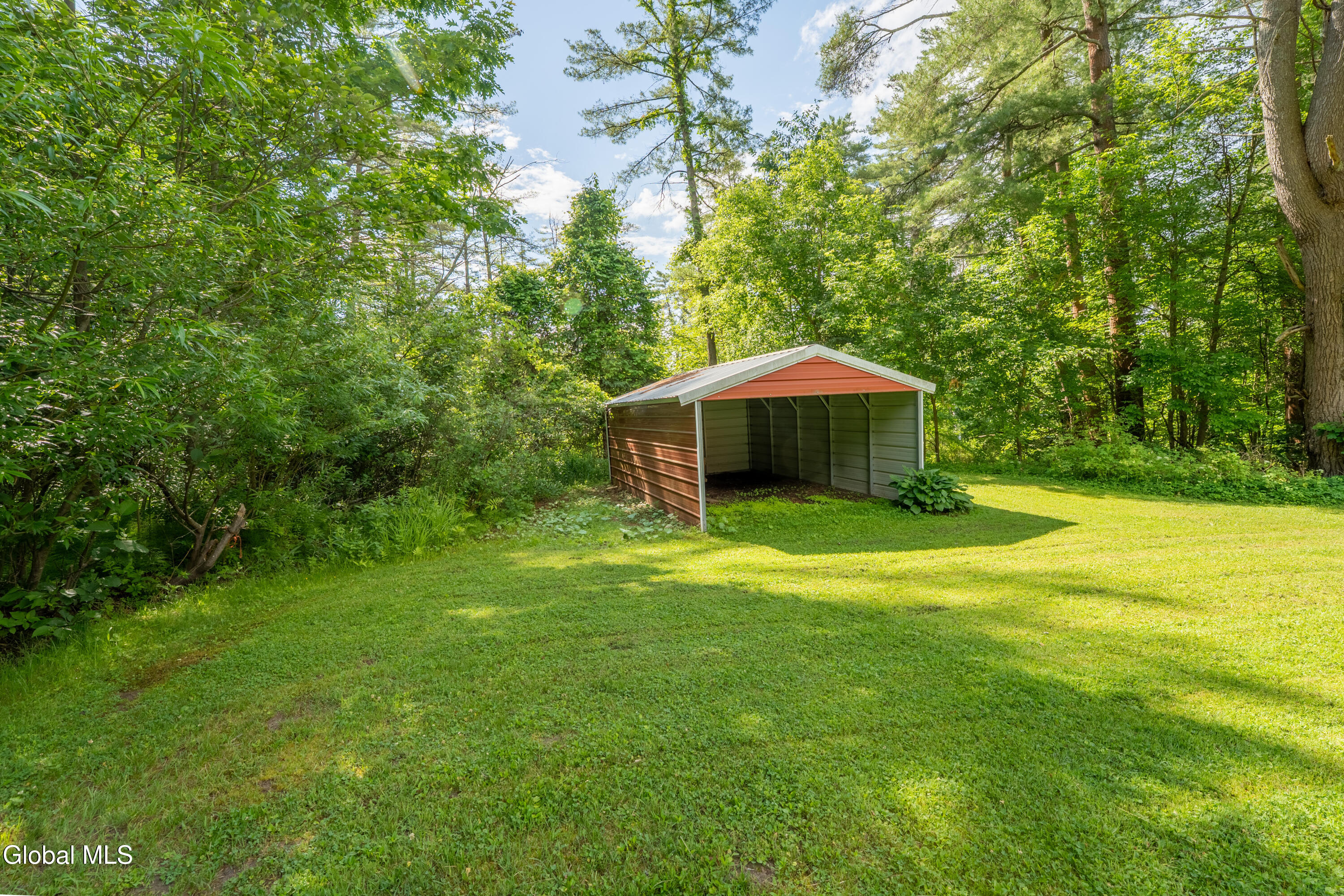 192 Steele Ave Extension Gloversville NY 12078