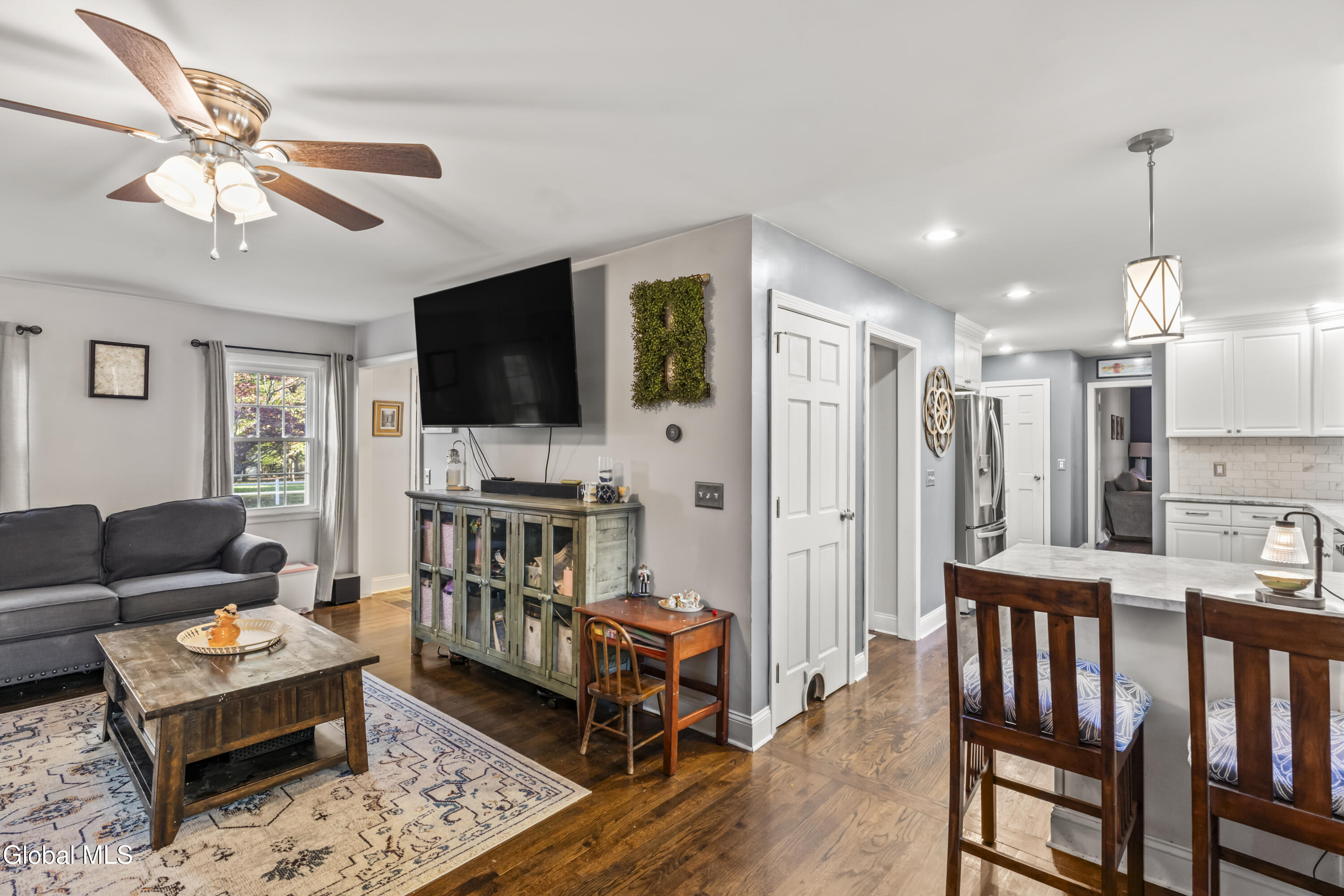 49 Devon Road Delmar NY 12054