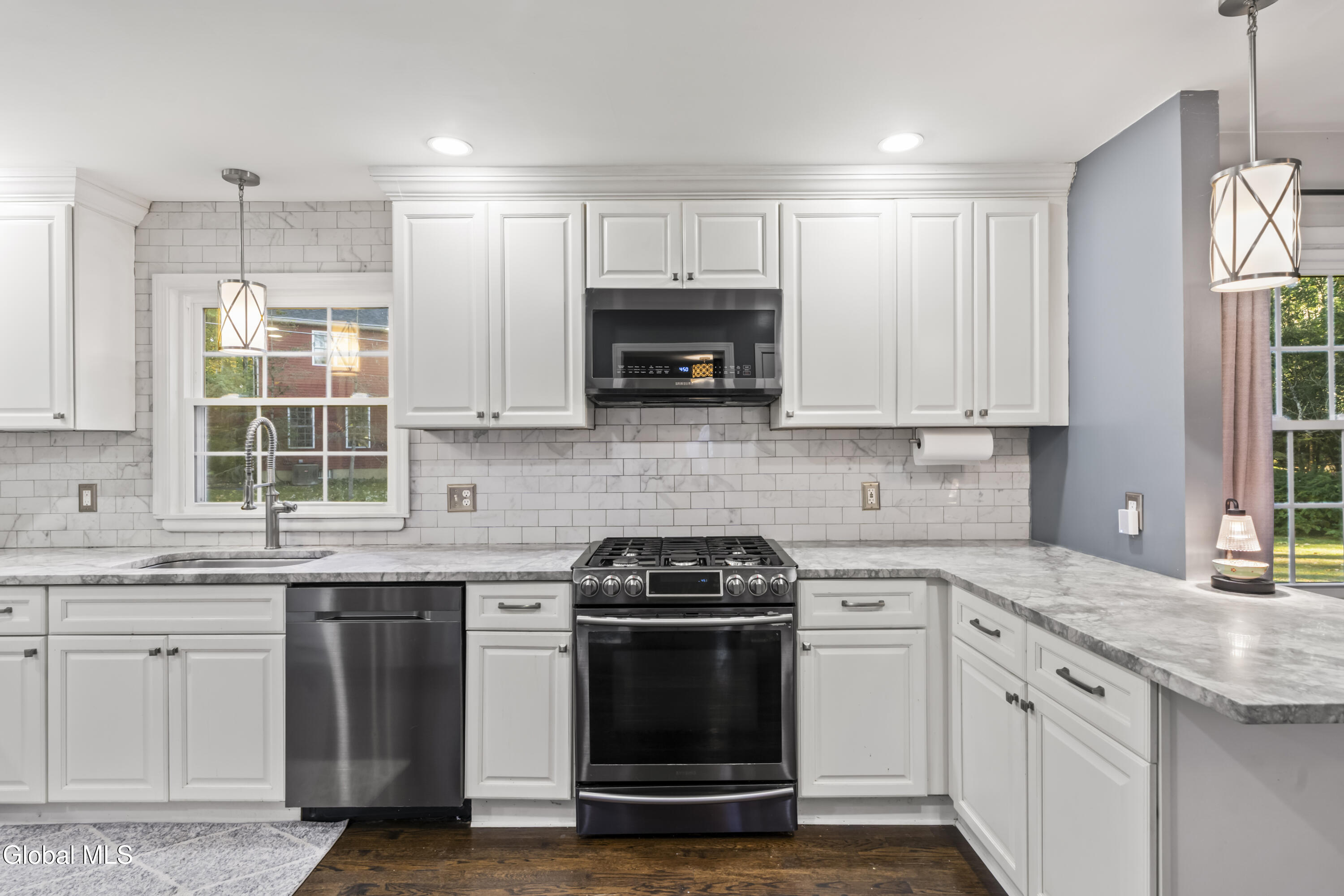 49 Devon Road Delmar NY 12054
