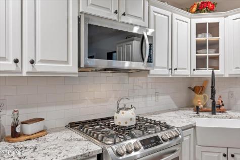 317 Closson Road Glenville NY 12302