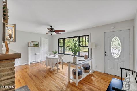 317 Closson Road Glenville NY 12302
