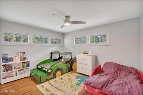 317 Closson Road Glenville NY 12302