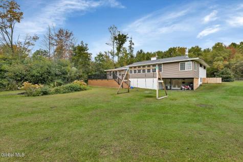 317 Closson Road Glenville NY 12302