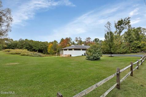 317 Closson Road Glenville NY 12302