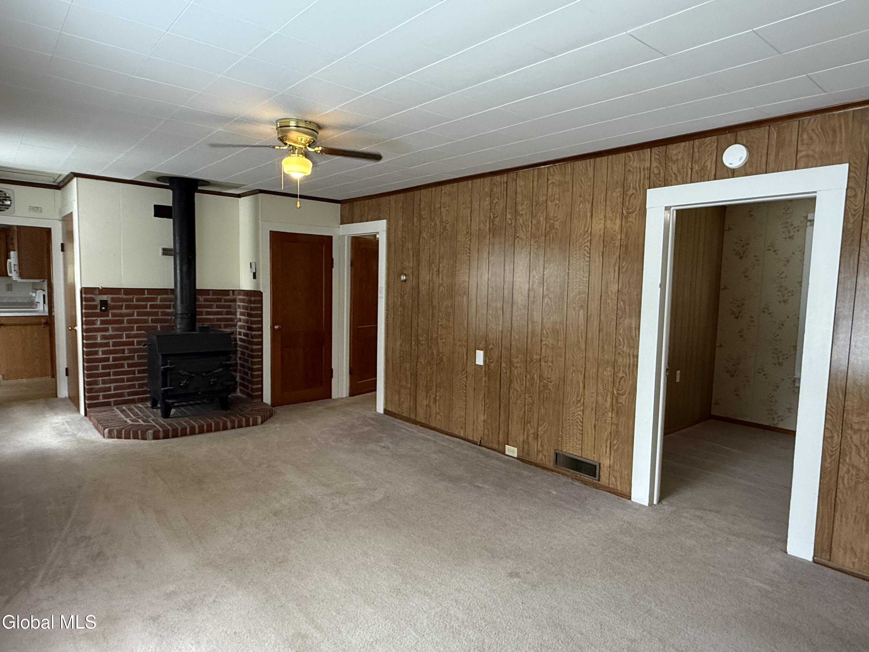 11 Bly Avenue Hudson Falls NY 12839