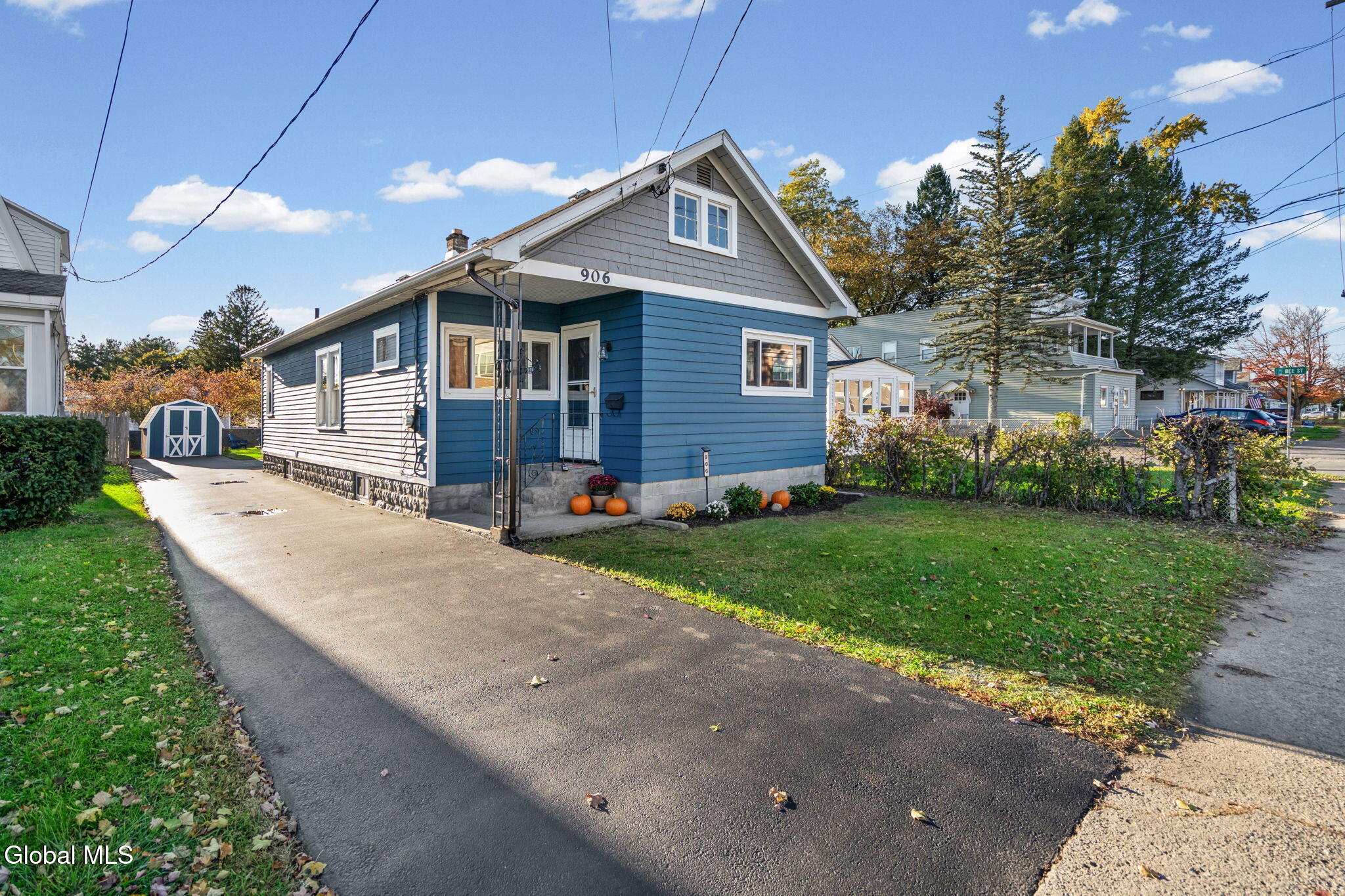 906 Draper Avenue Schenectady NY 12306
