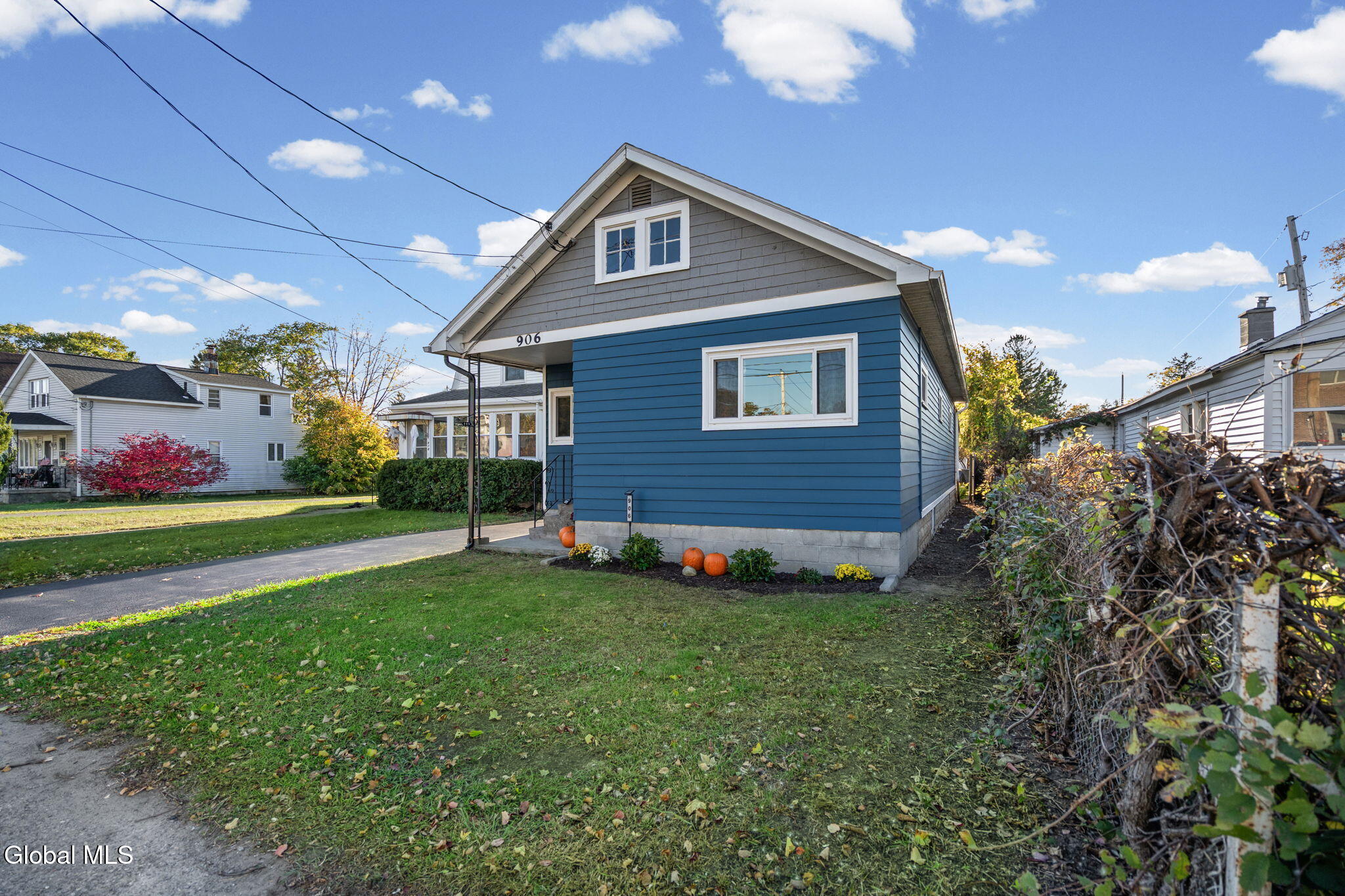 906 Draper Avenue Schenectady NY 12306