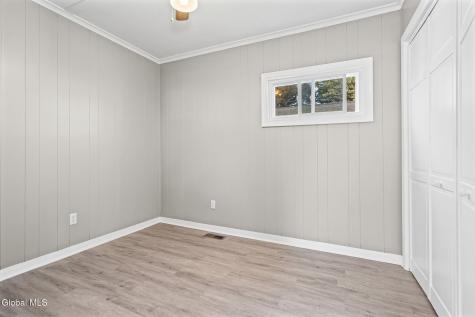 906 Draper Avenue Schenectady NY 12306
