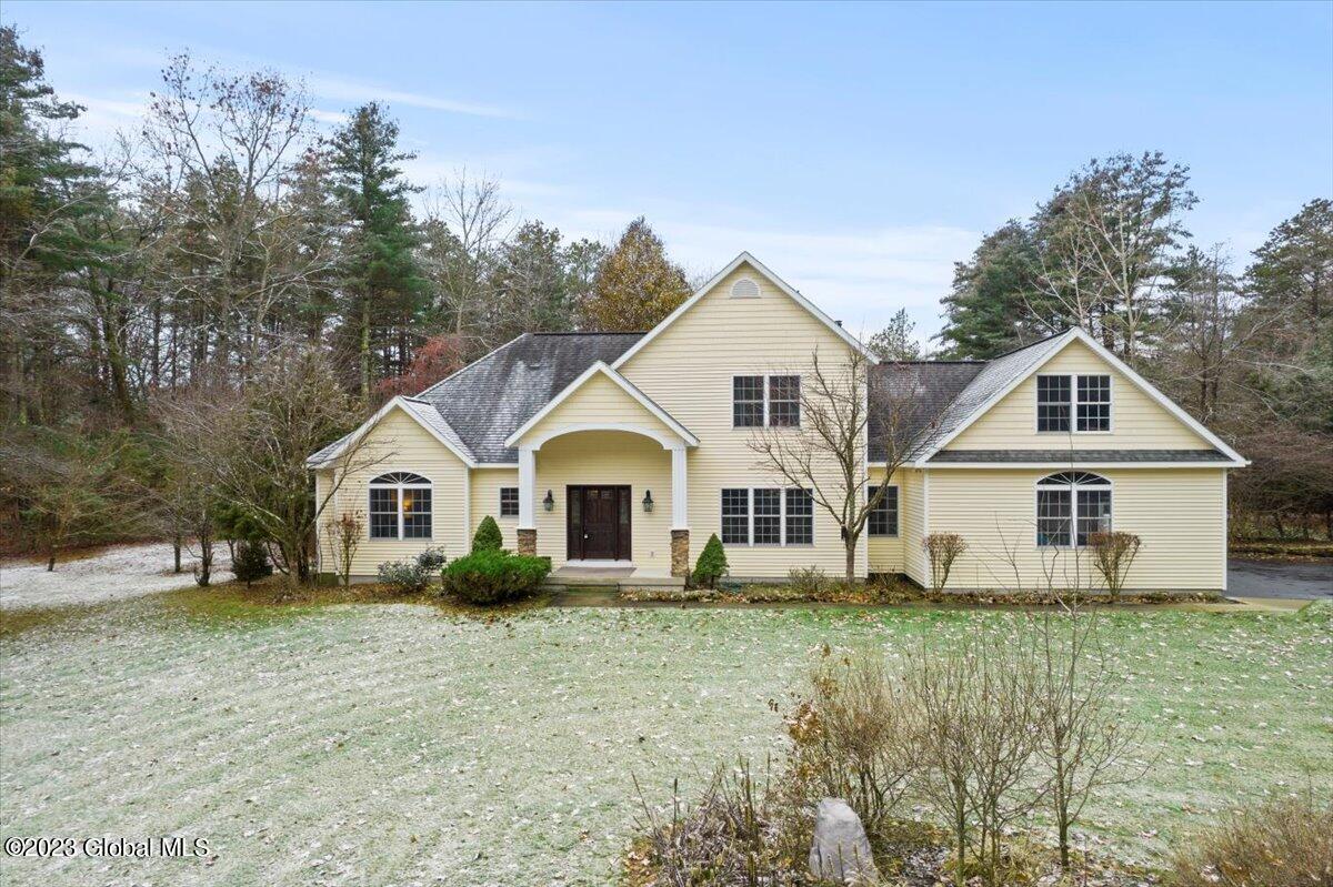 27 Briarhurst Drive Gansevoort NY 12831
