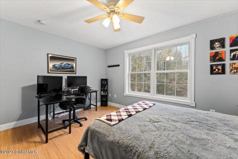 27 Briarhurst Drive Gansevoort NY 12831
