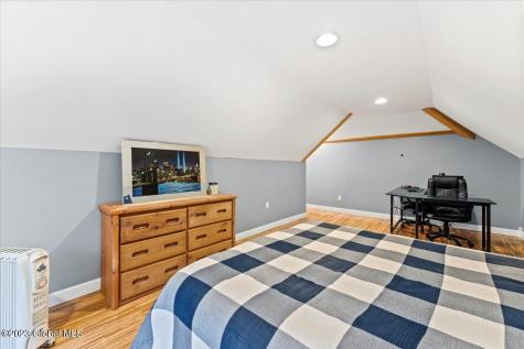 27 Briarhurst Drive Gansevoort NY 12831