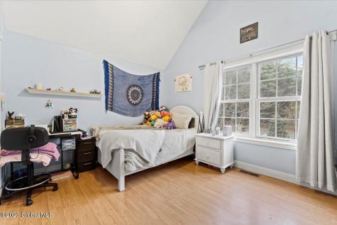 27 Briarhurst Drive Gansevoort NY 12831