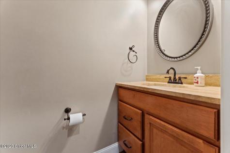 27 Briarhurst Drive Gansevoort NY 12831