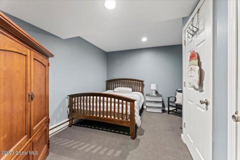 27 Briarhurst Drive Gansevoort NY 12831