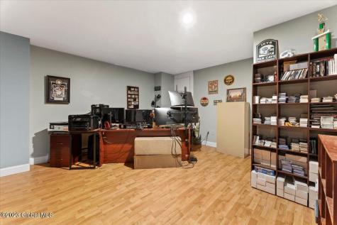 27 Briarhurst Drive Gansevoort NY 12831