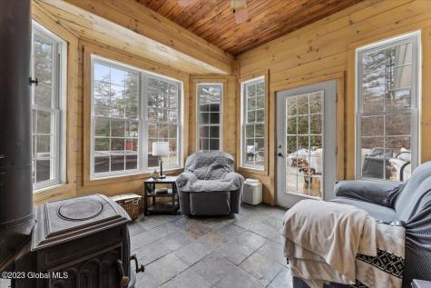 27 Briarhurst Drive Gansevoort NY 12831