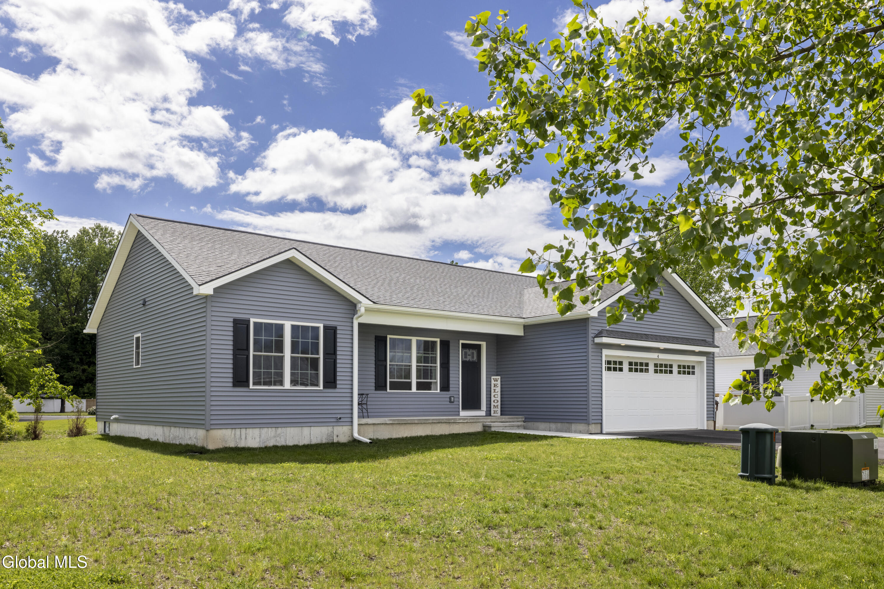 4 Alexander Way Kingsbury NY 12839