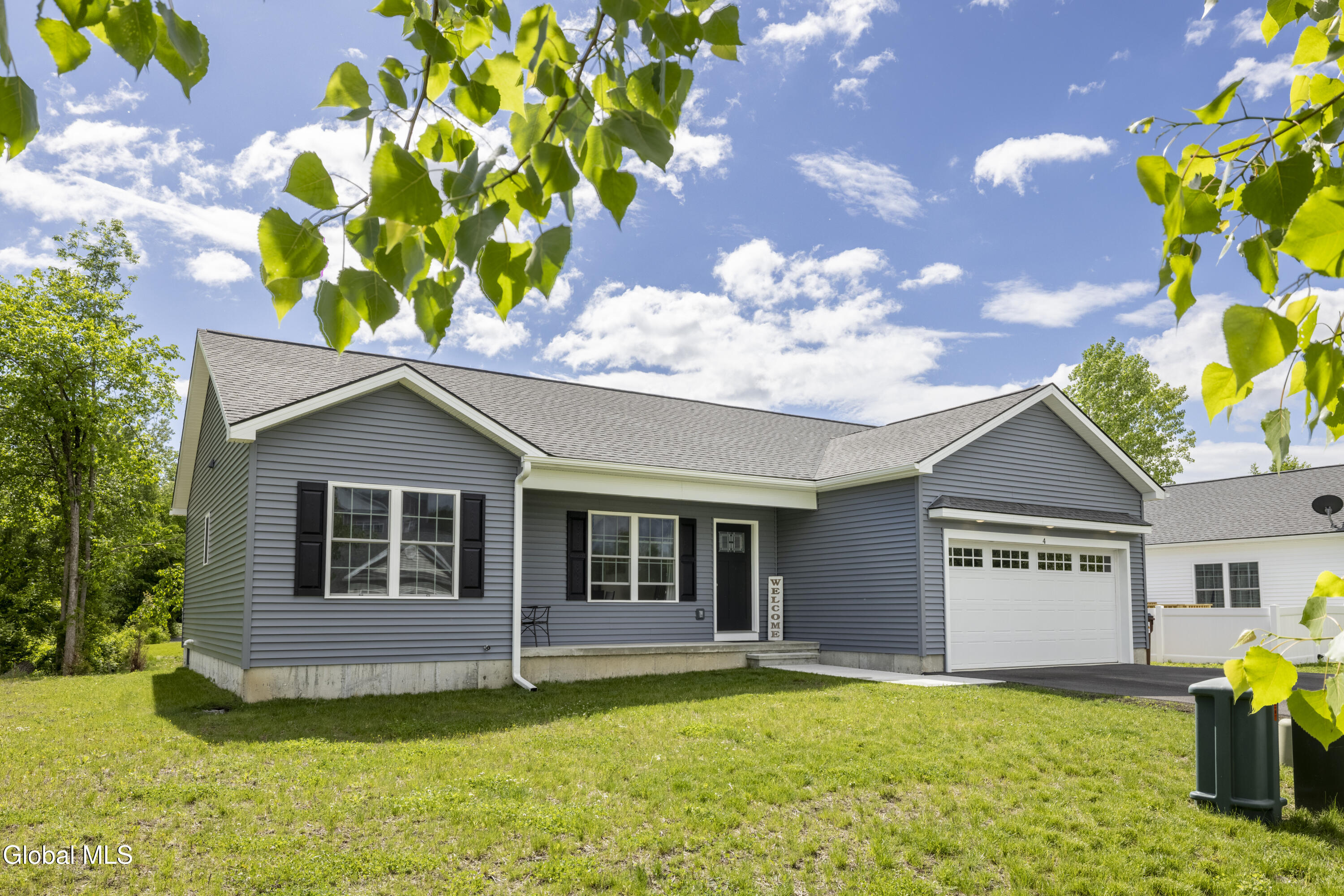 4 Alexander Way Kingsbury NY 12839