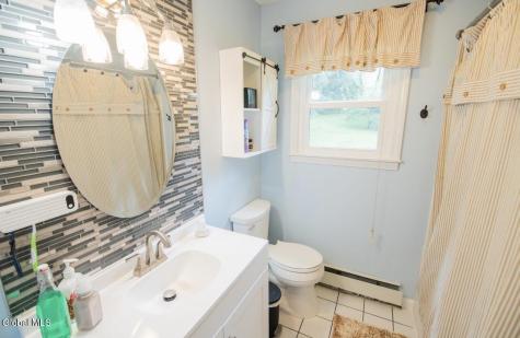 39 Hicks Road Queensbury NY 12804