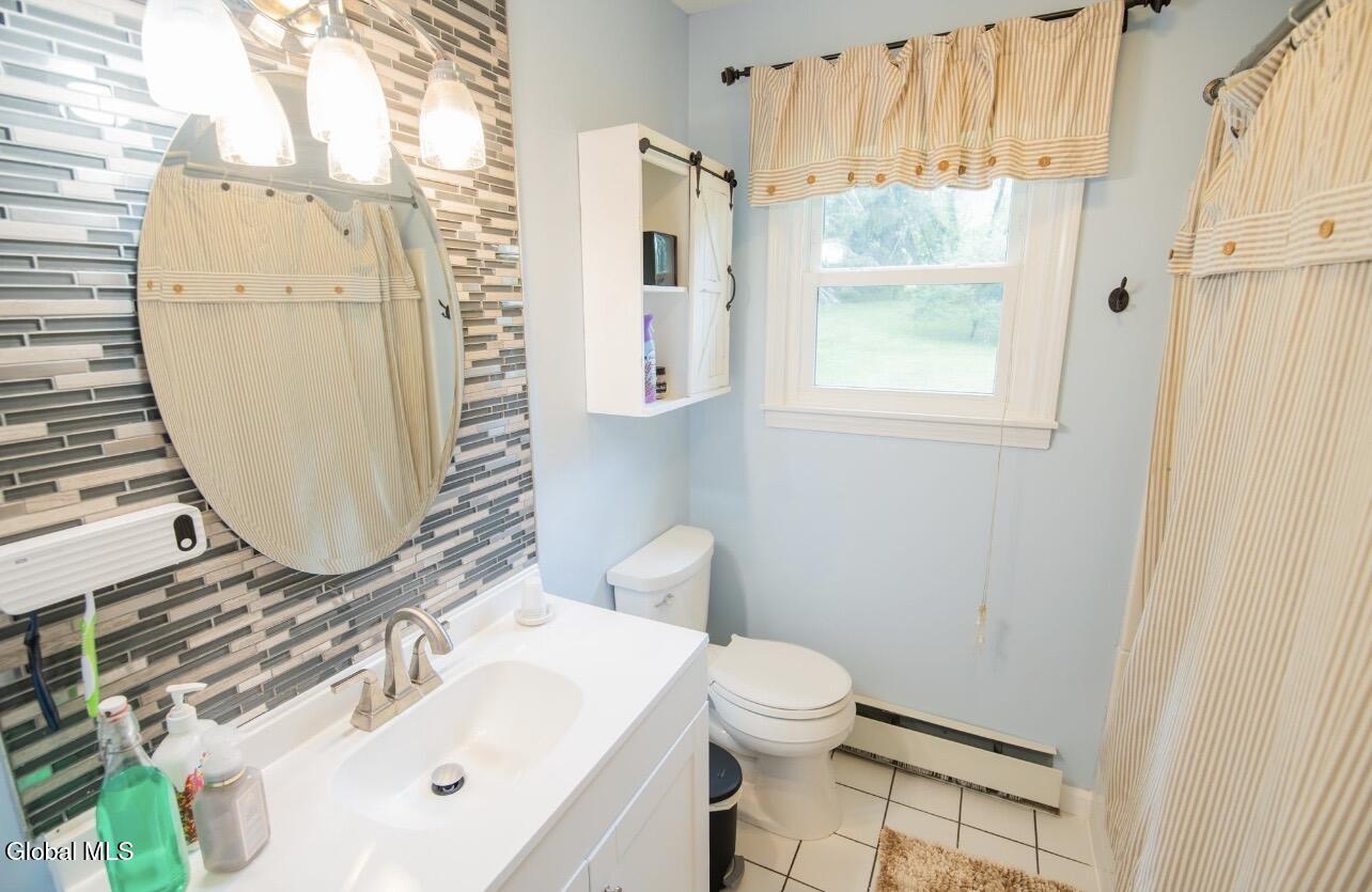 39 Hicks Road Queensbury NY 12804