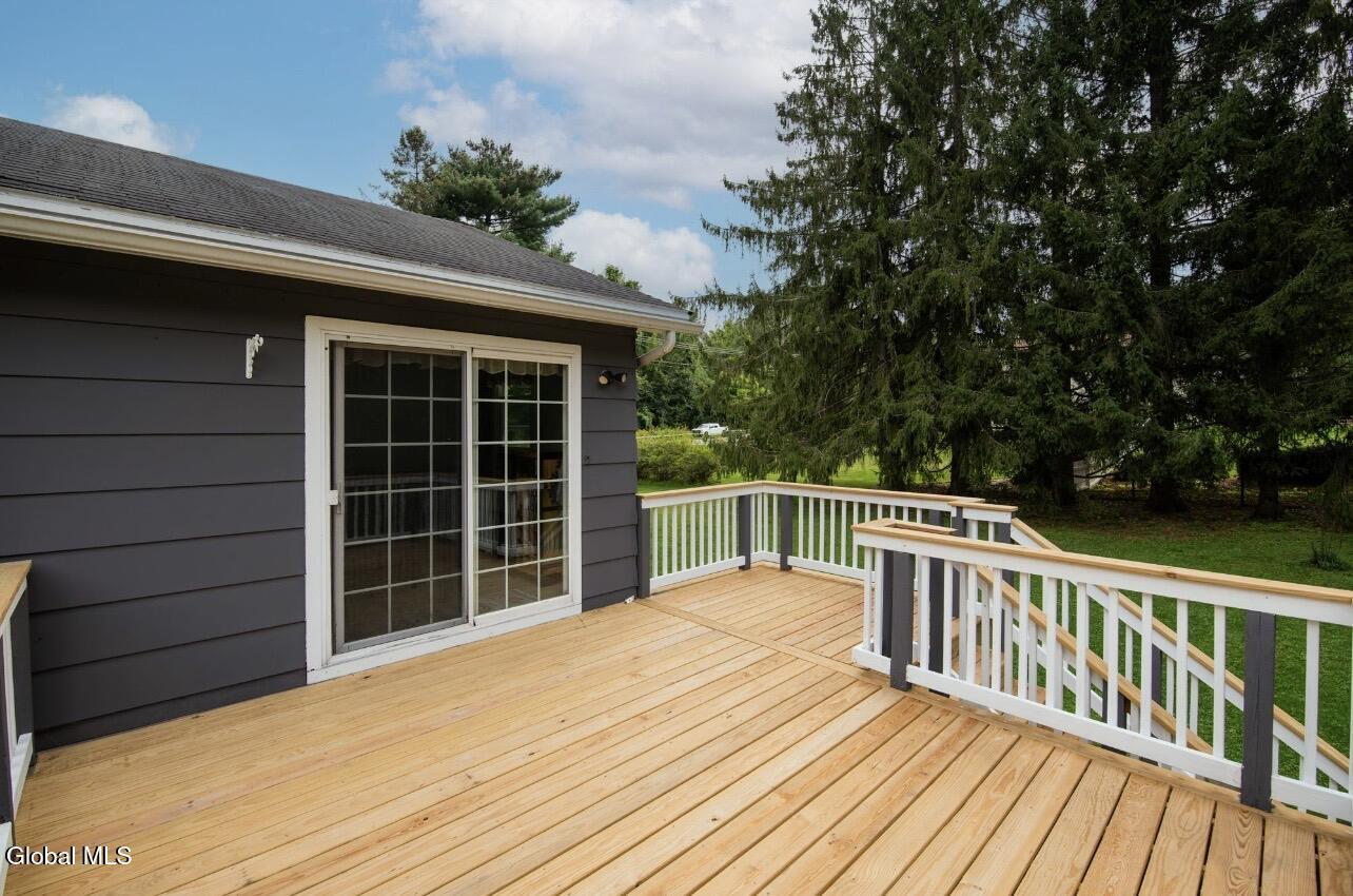 39 Hicks Road Queensbury NY 12804