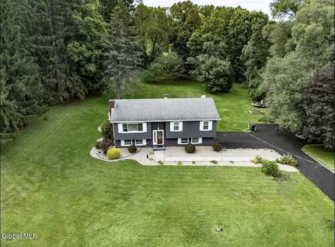 39 Hicks Road Queensbury NY 12804