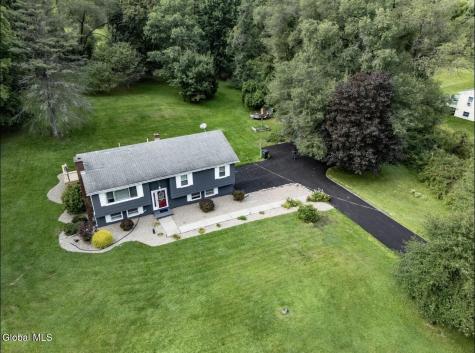 39 Hicks Road Queensbury NY 12804