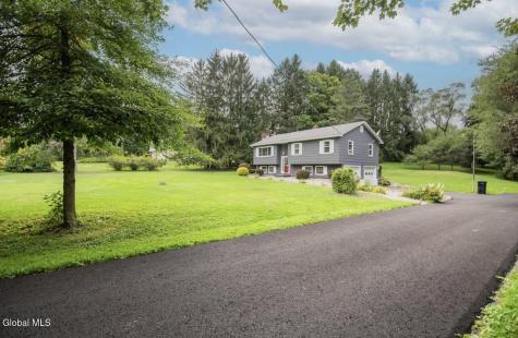 39 Hicks Road Queensbury NY 12804