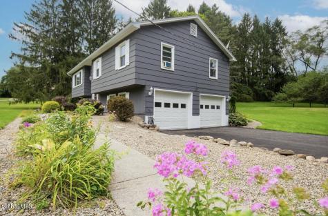 39 Hicks Road Queensbury NY 12804