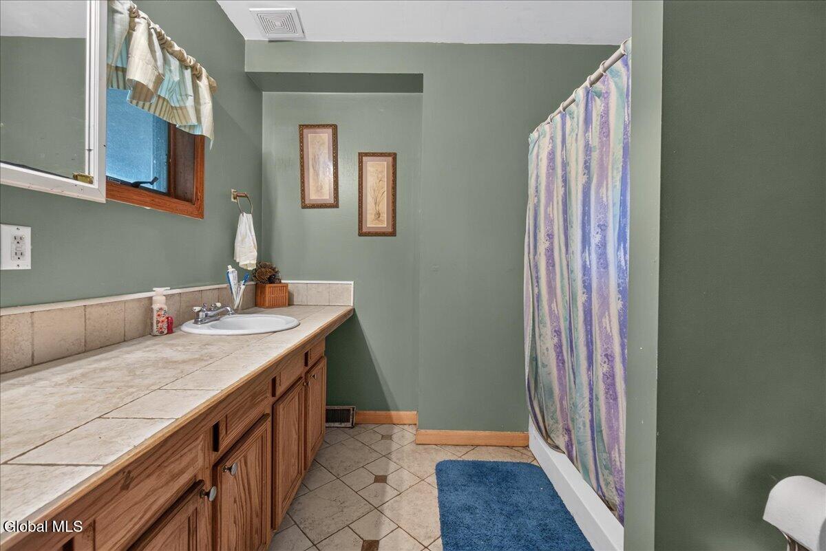 1164 Creek Road Esperance NY 12066