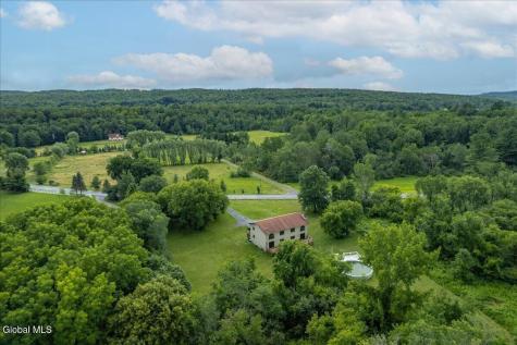 1164 Creek Road Esperance NY 12066
