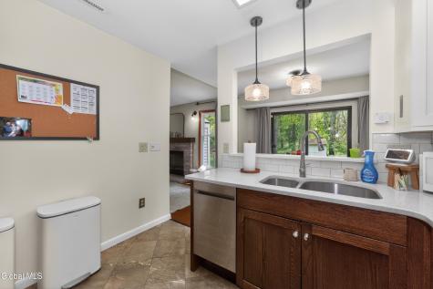 606 Top Ridge Drive Albany NY 12203
