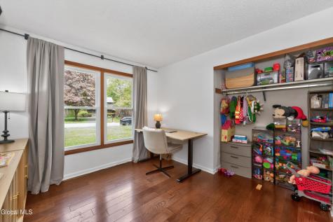 606 Top Ridge Drive Albany NY 12203
