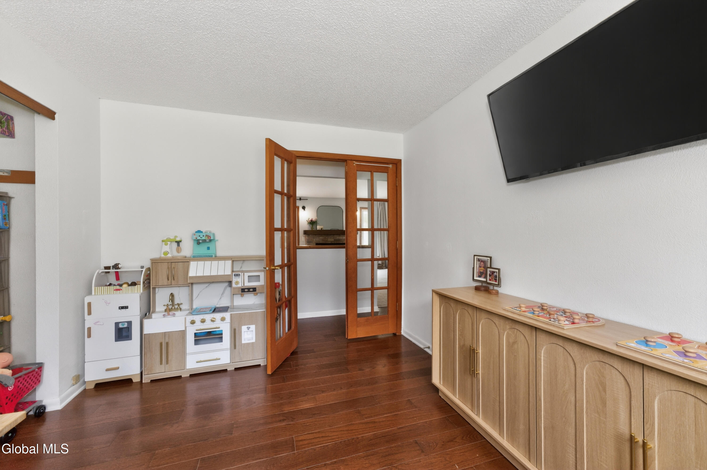 606 Top Ridge Drive Albany NY 12203