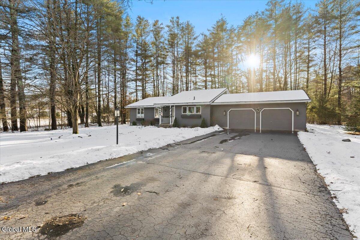 1 Foxhound Run Saratoga Springs NY 12866